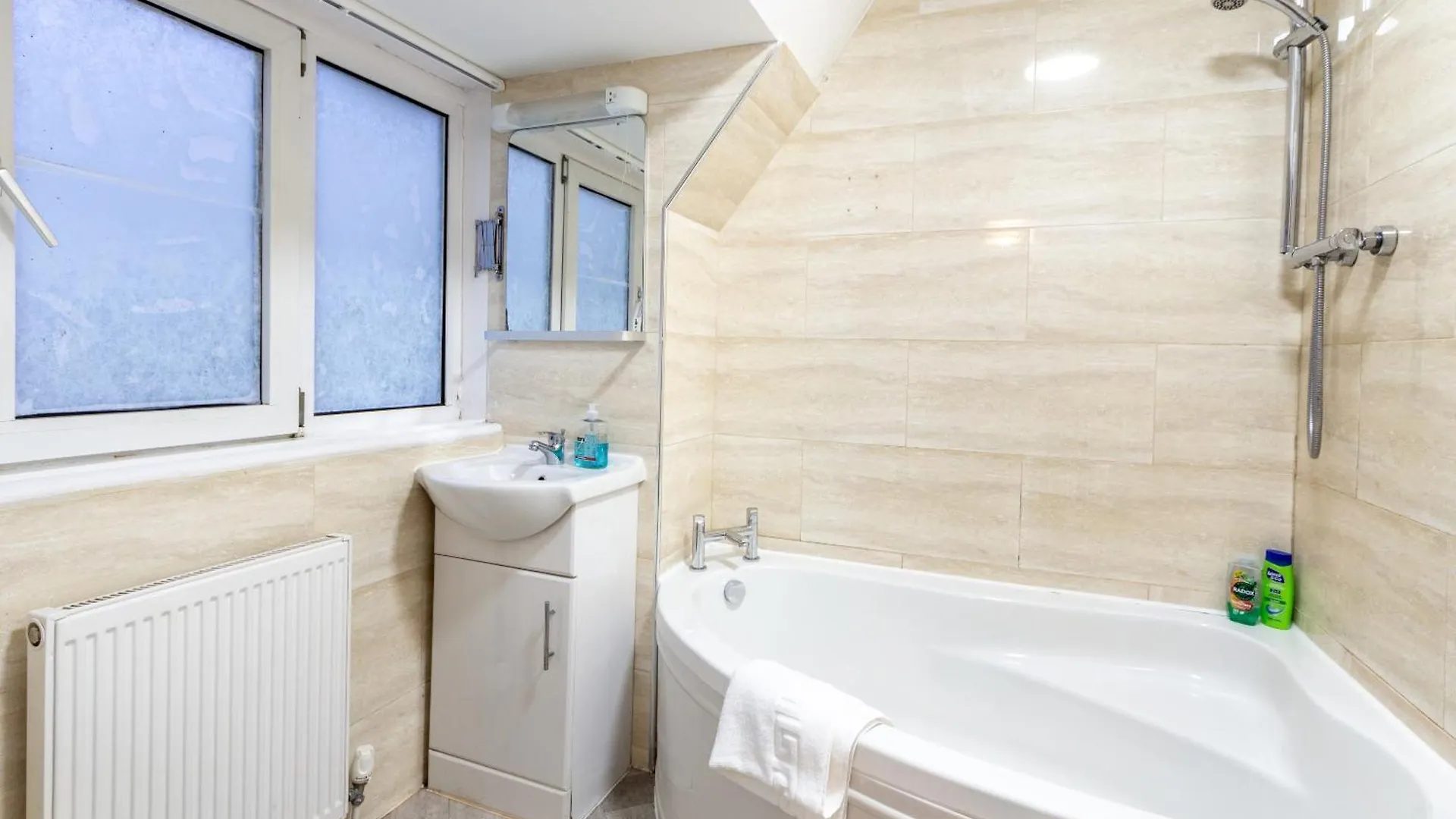 London Gatwick Inn Отель